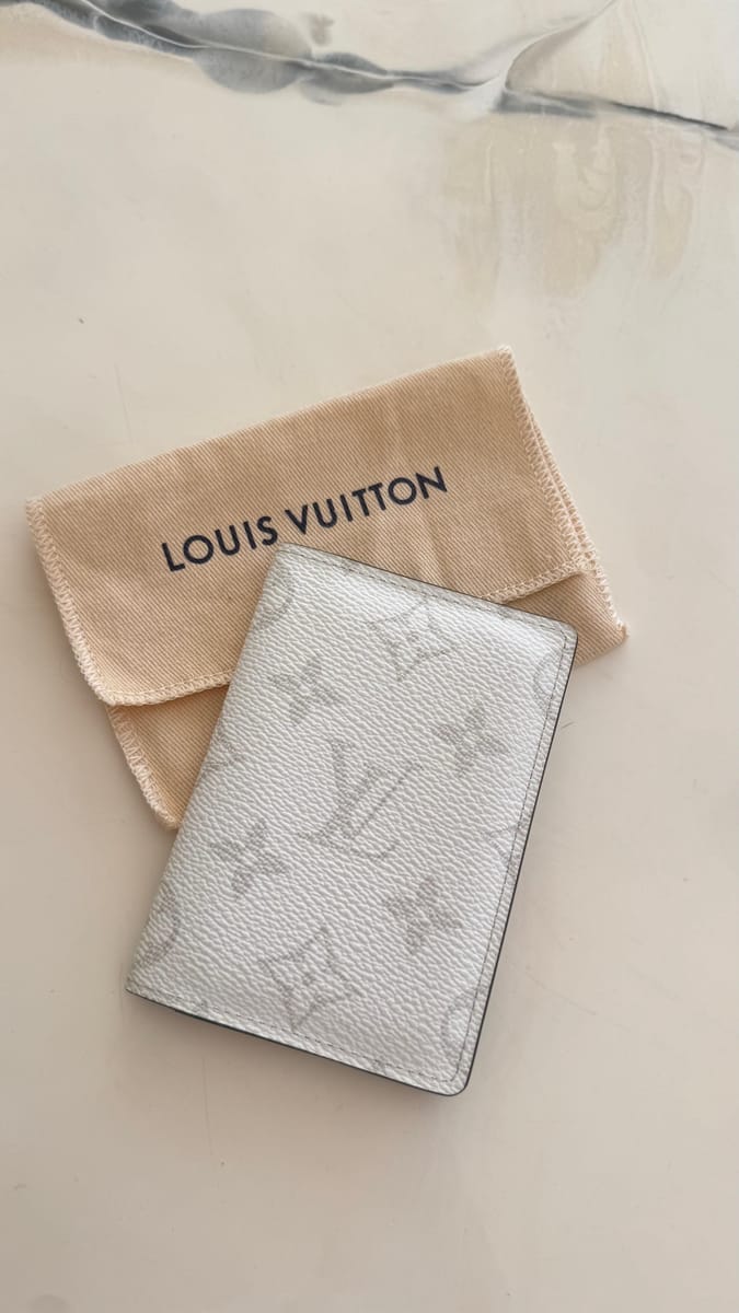 Louis Vuitton Pocket Organizer Monogram "Blanco / gris"